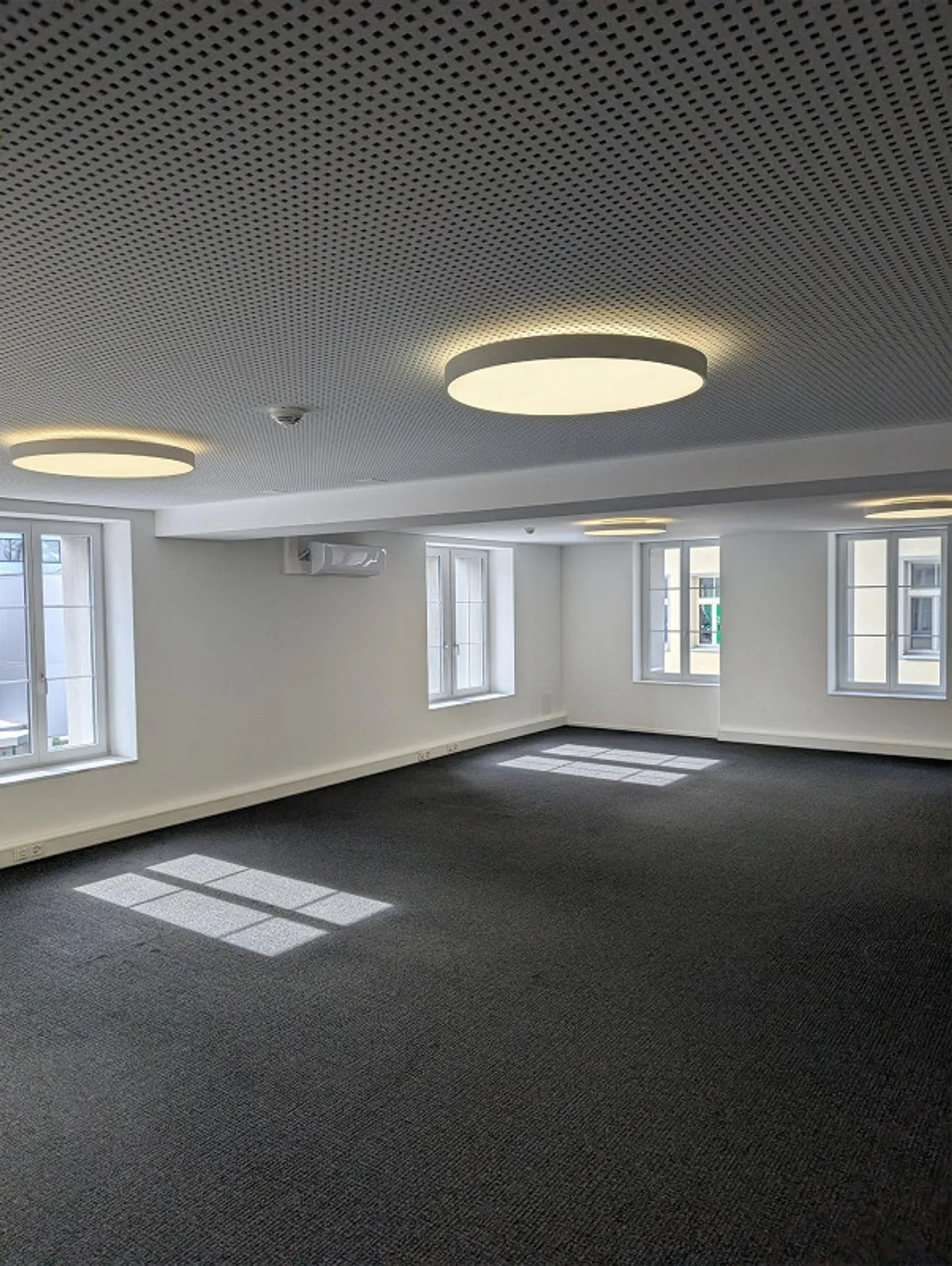 Spazi per uffici moderni nel Steig-Center di Herisau - Foto 8 di 10