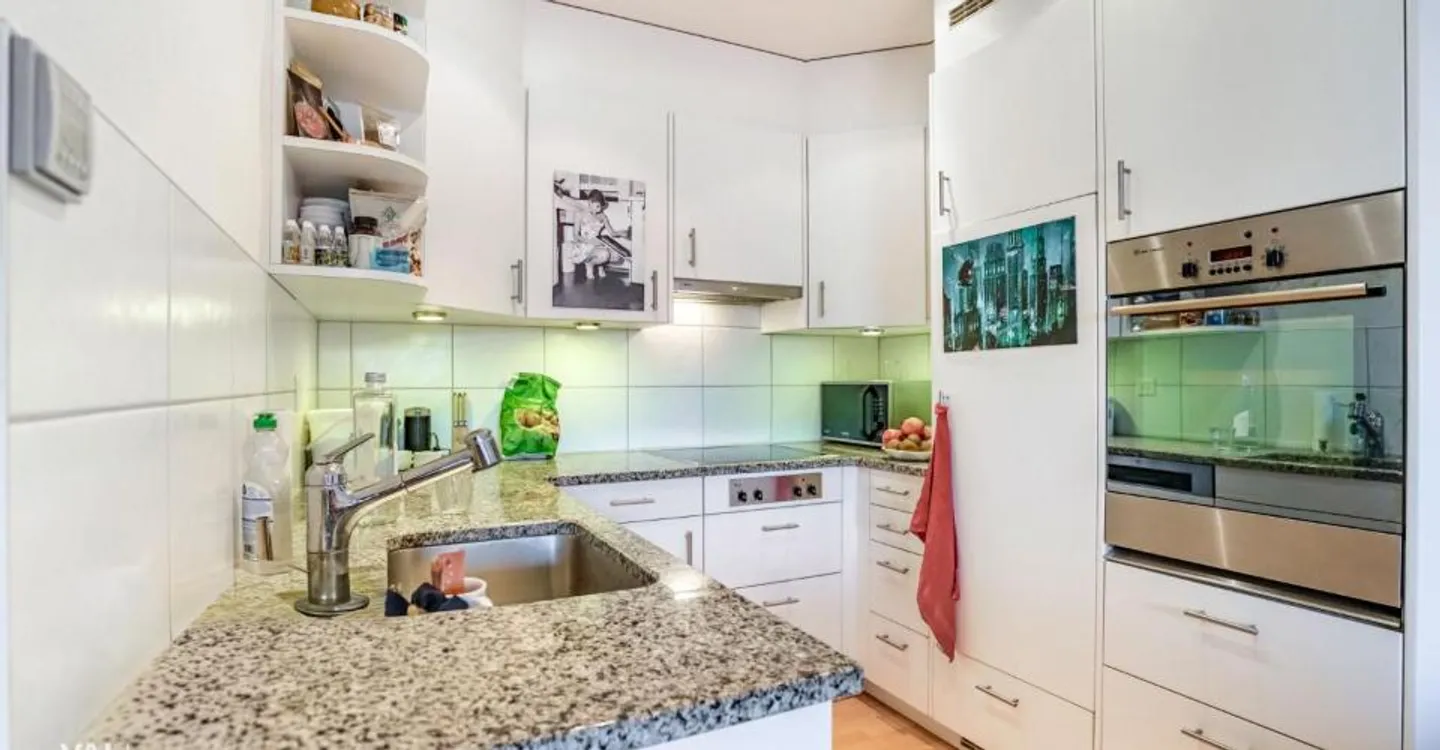 Maison jumelée avec valeur ajoutée : vivre, vivre et louer sous un même toit - Photo 11 sur 12