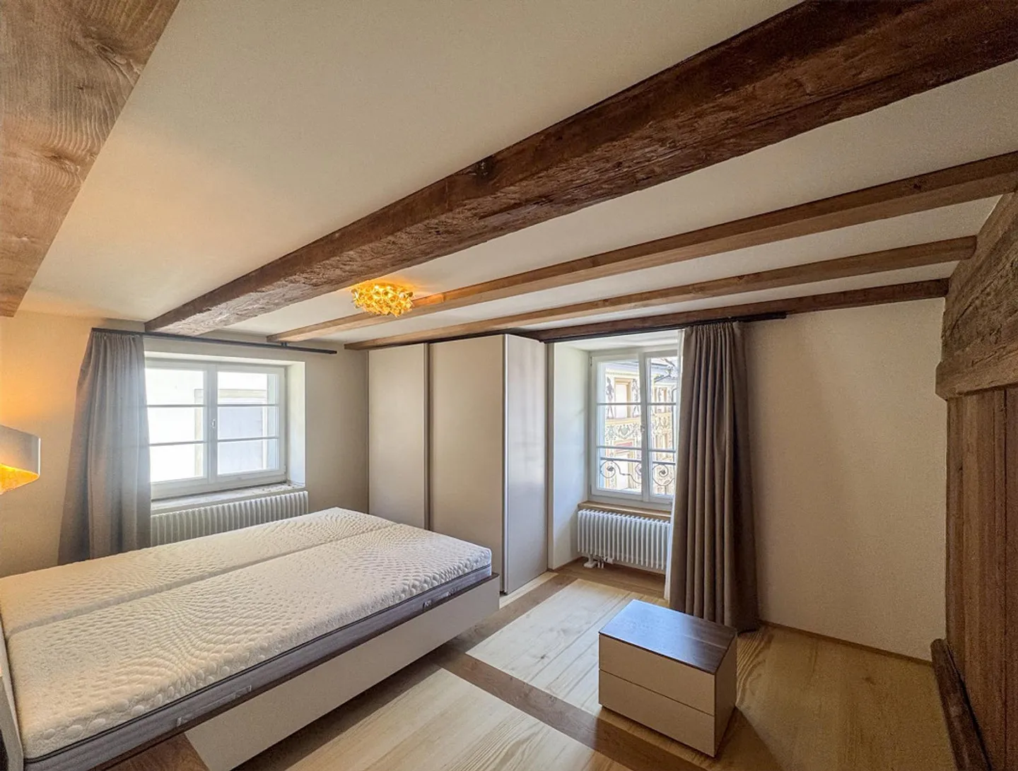 Living in a Monument: Stylish Luxury Roof Duplex Bijoux - Photo 10 of 12