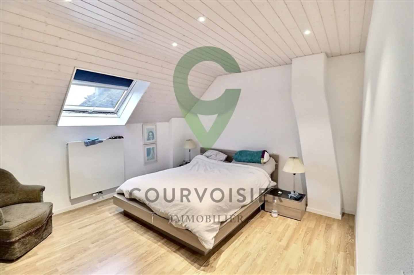 Grande appartement de 4.5 pièces avec caractère - Photo 6 sur 8