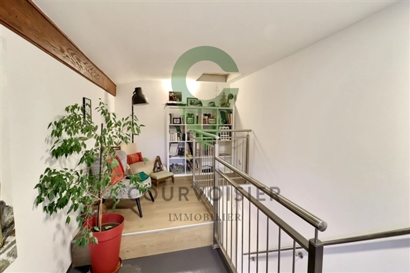 Grande appartement de 4.5 pièces avec caractère - Photo 8 sur 8