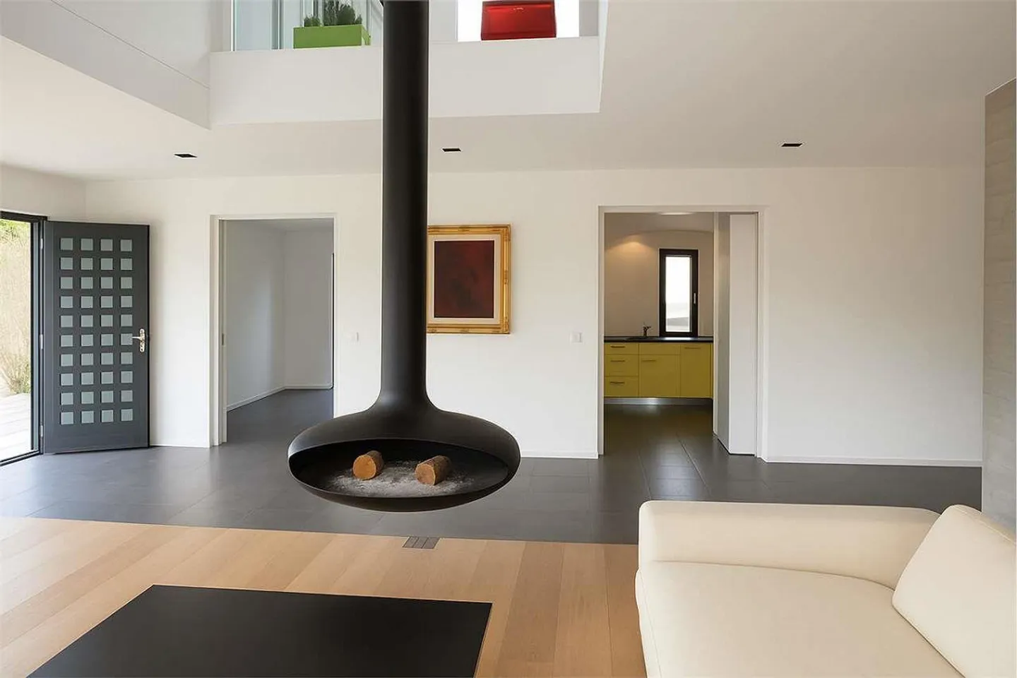 Modern Villa in San Pietro di Stabio - Photo 2 of 12