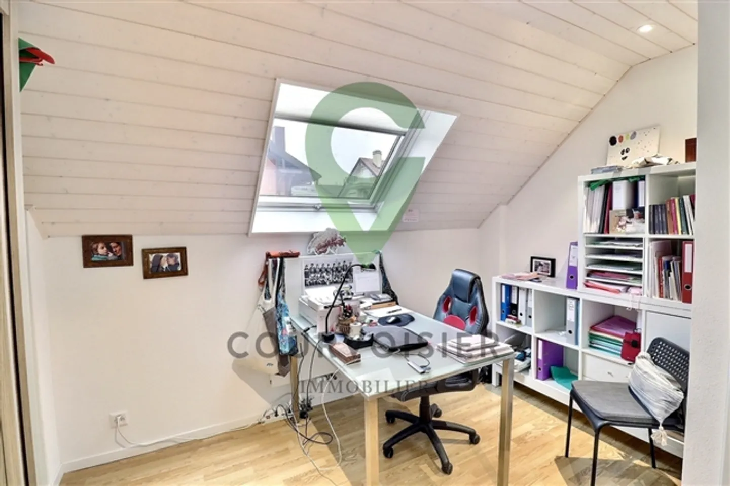 Grande appartement de 4.5 pièces avec caractère - Photo 5 sur 8