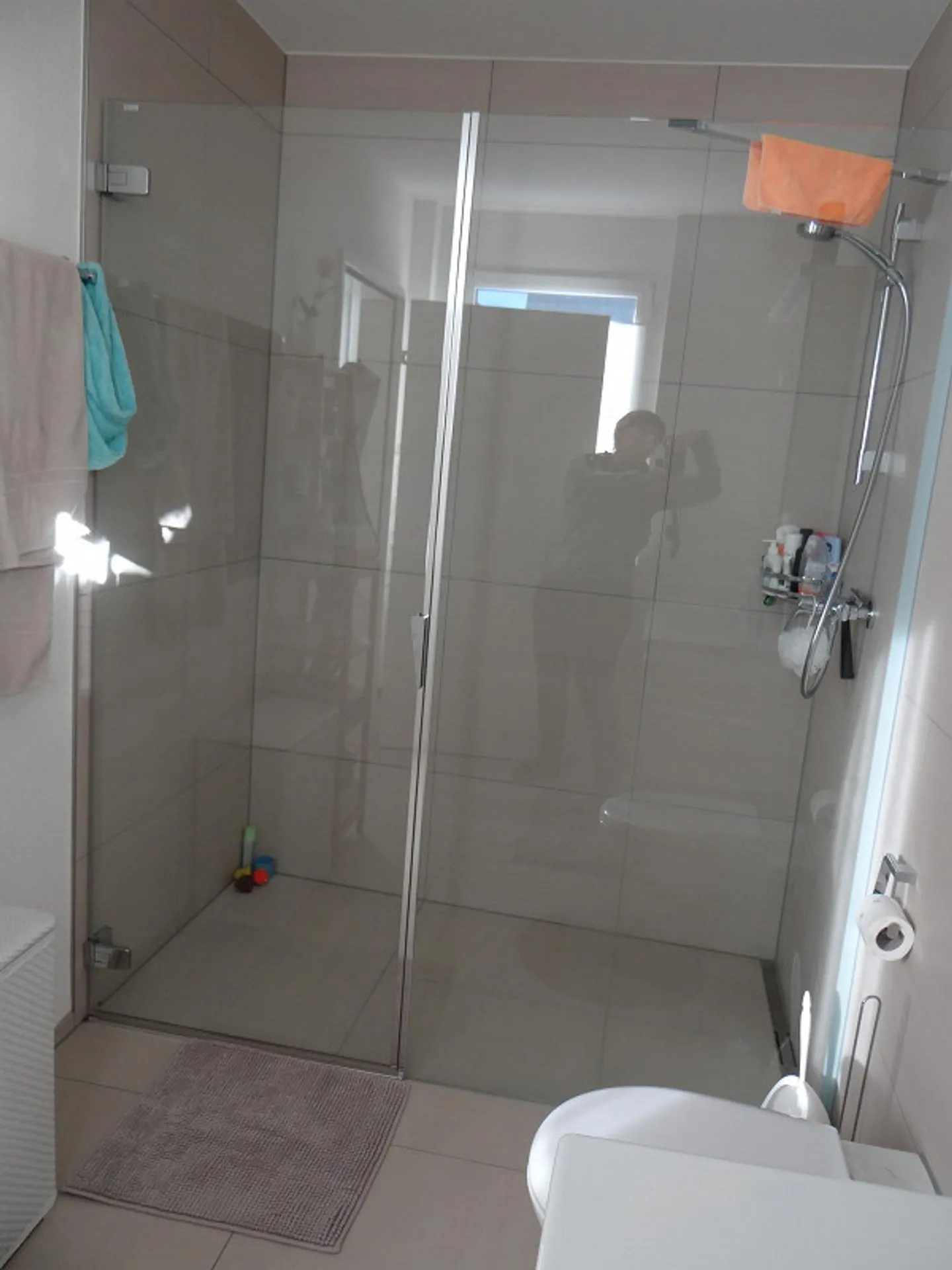 Appartement moderne 3 1/2 pièces avec coin salon - Photo 10 sur 12