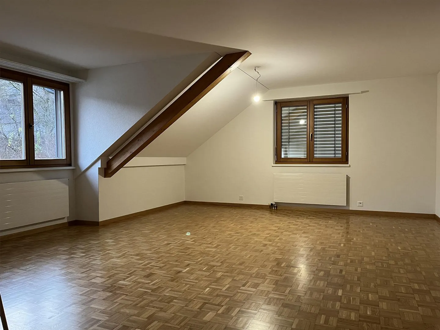 gemütliche 2.5-Zimmer Dachwohnung - Foto 3 von 10
