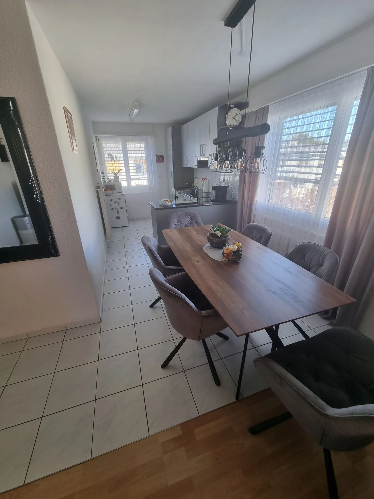 Appartamento 3.5 locali in posizione centrale a Ostermundigen in affitto! - Foto 2 di 9