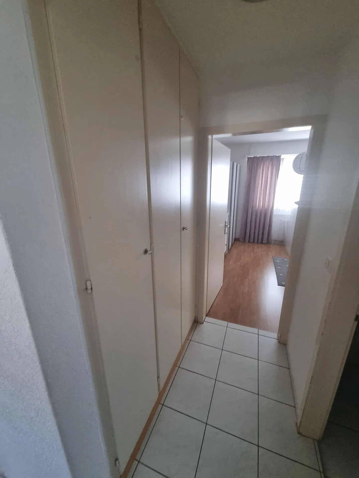 Appartamento 3.5 locali in posizione centrale a Ostermundigen in affitto! - Foto 4 di 9