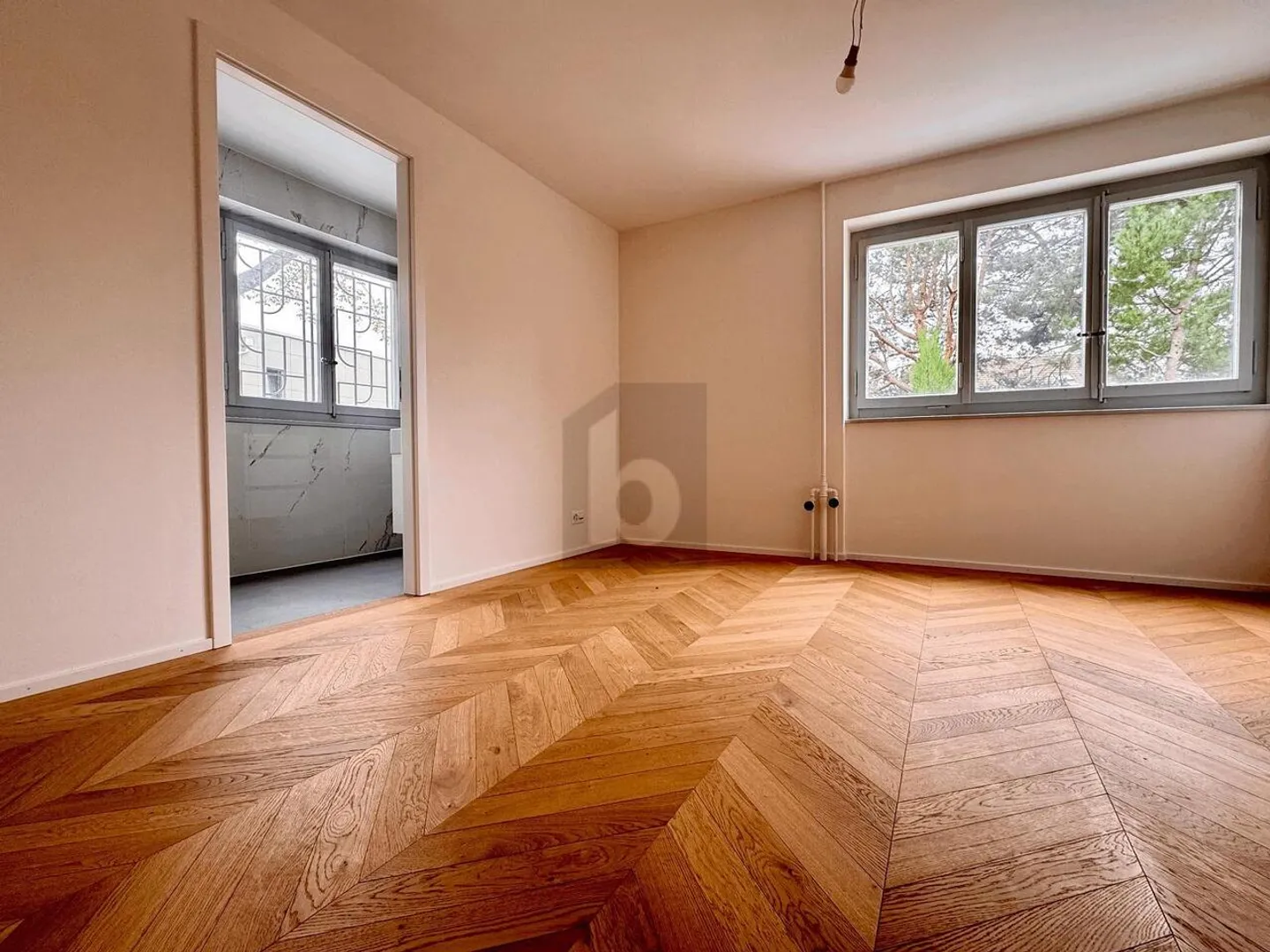 Exceptional Object with Spacious Garden - Photo 4 of 6