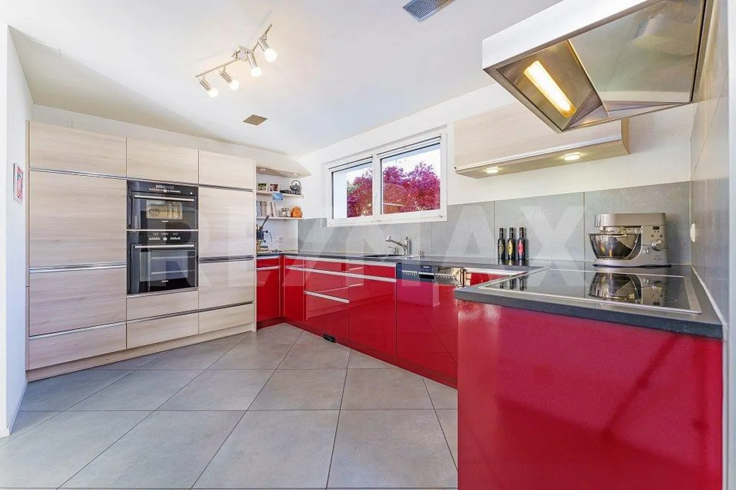 Stepped house for sale - Photo 5 of 13