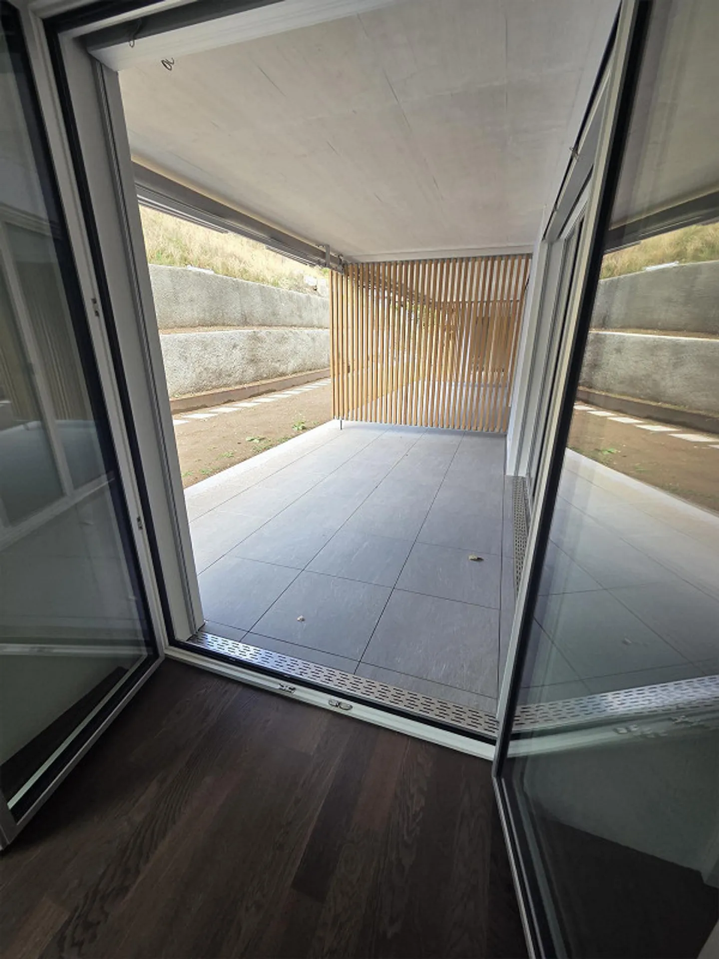 Modernes Apartment mit atemberaubendem Blick - Foto 9 von 10