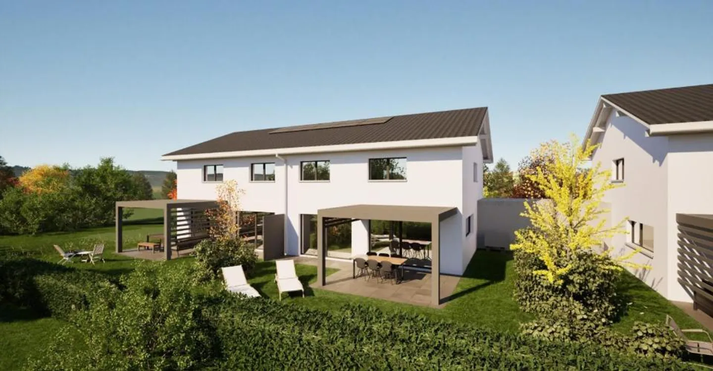 Modern Family Home with Garden - Photo 5 of 13