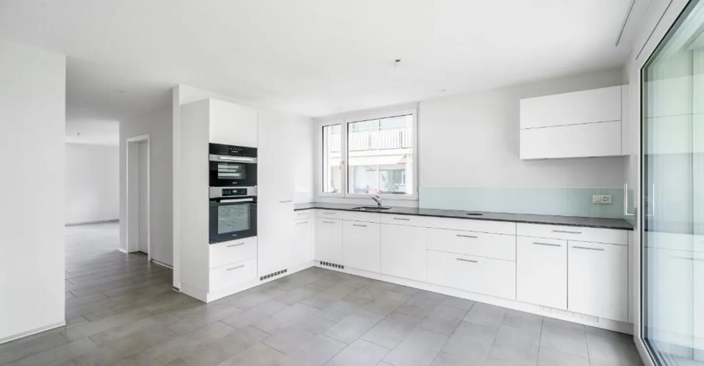 Appartamento 3.5 stanze come nuovo in una proprietà ben tenuta - Foto 1 di 7