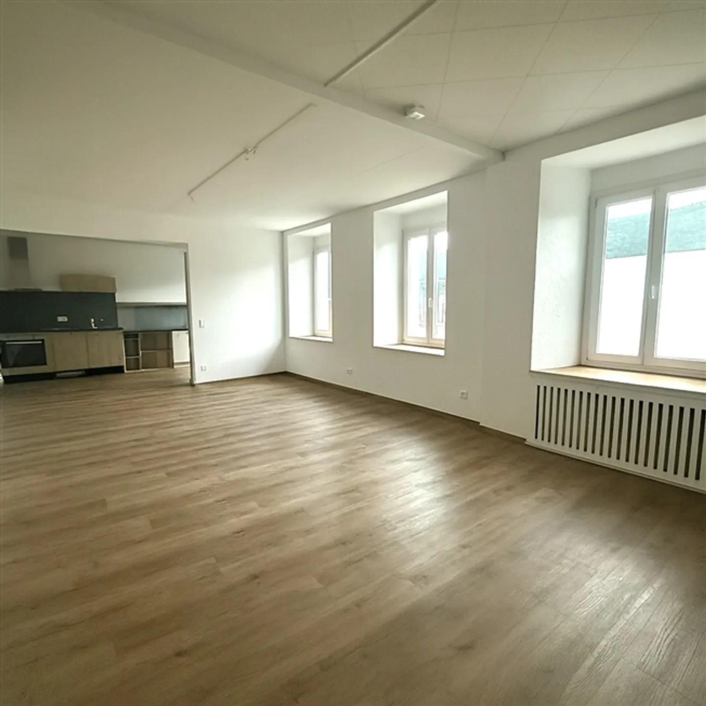 «St-Imier, Geschäftslokal im Zentrum des Dorfes» - Foto 3 von 4