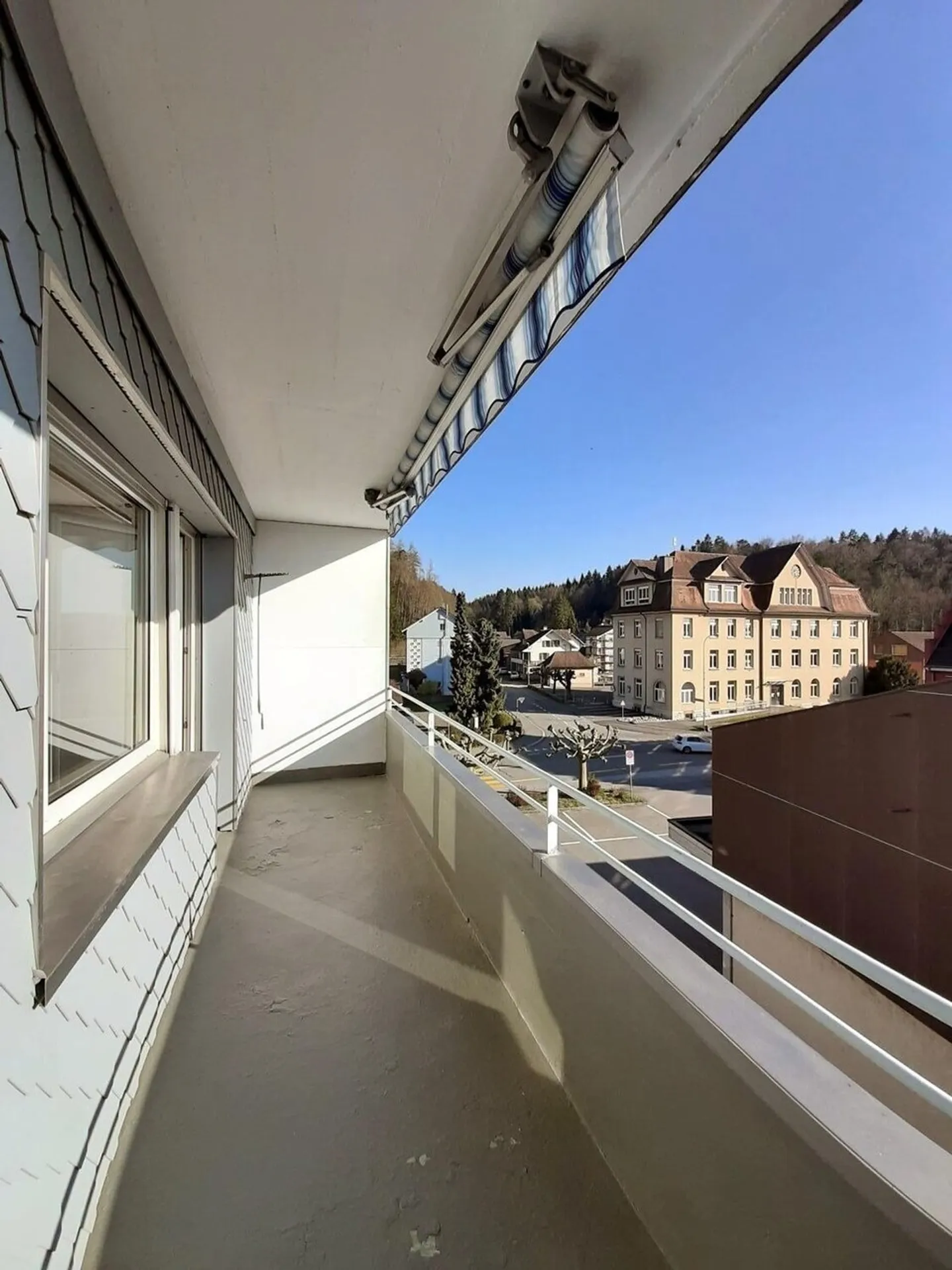 Apartment for rent - Photo 8 of 10