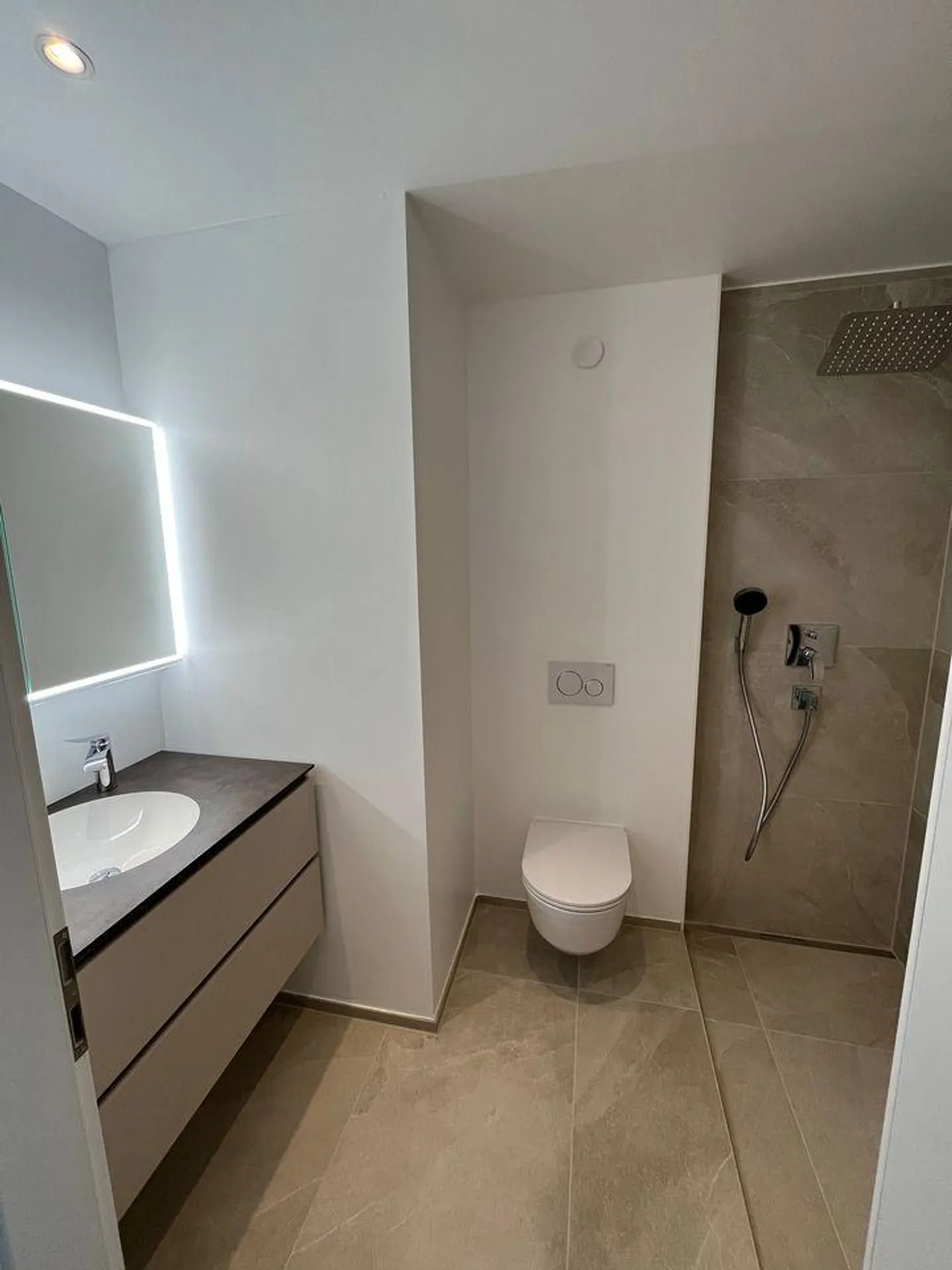 Appartement à louer - Photo 7 sur 11