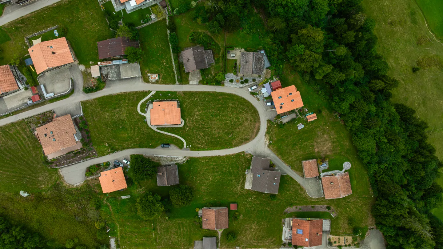 New Project: Experience Alpine Beauty in Everyday Life - Photo 7 of 10