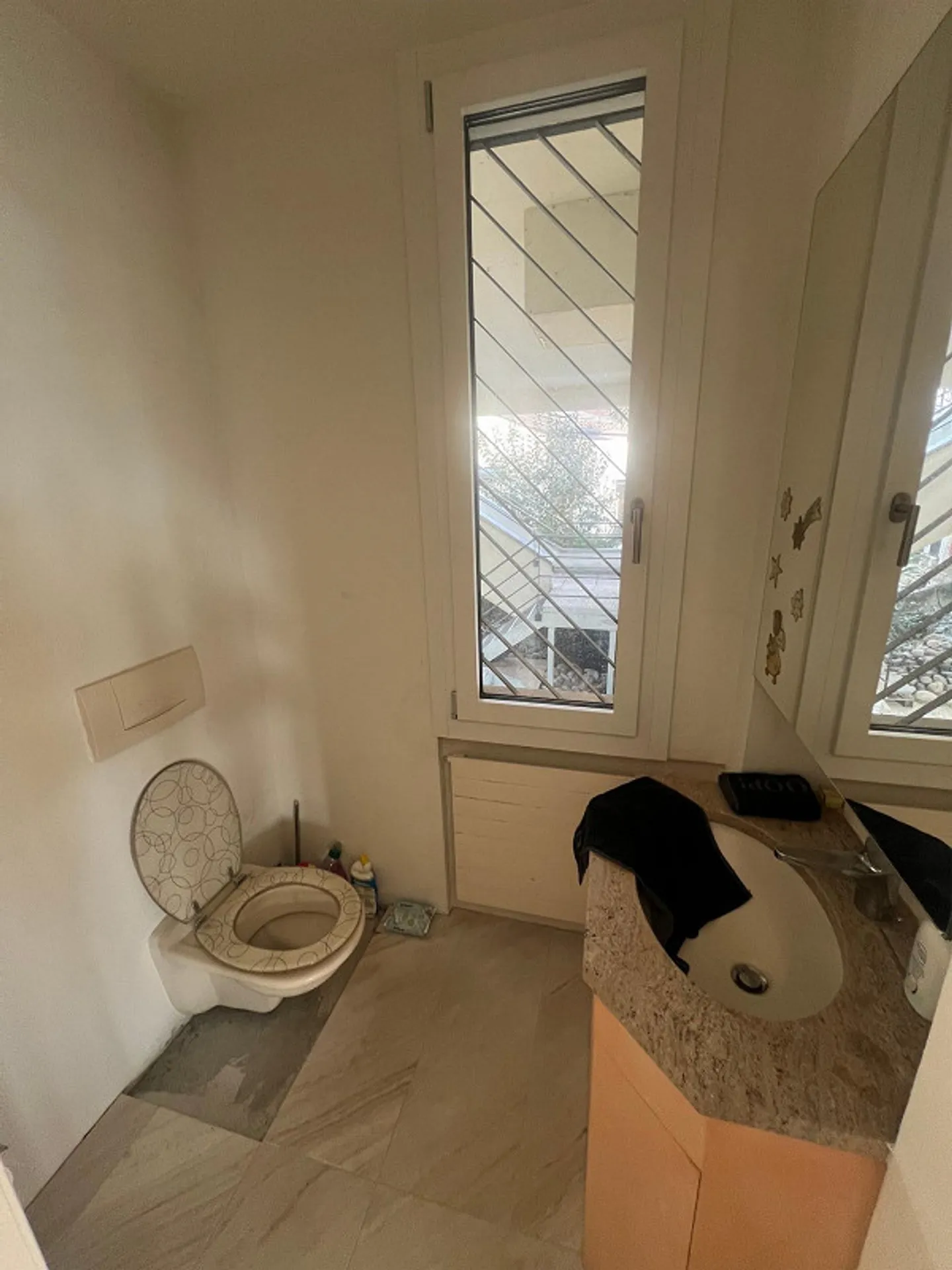 Villa da ristrutturare parzialmente - Foto 12 di 13