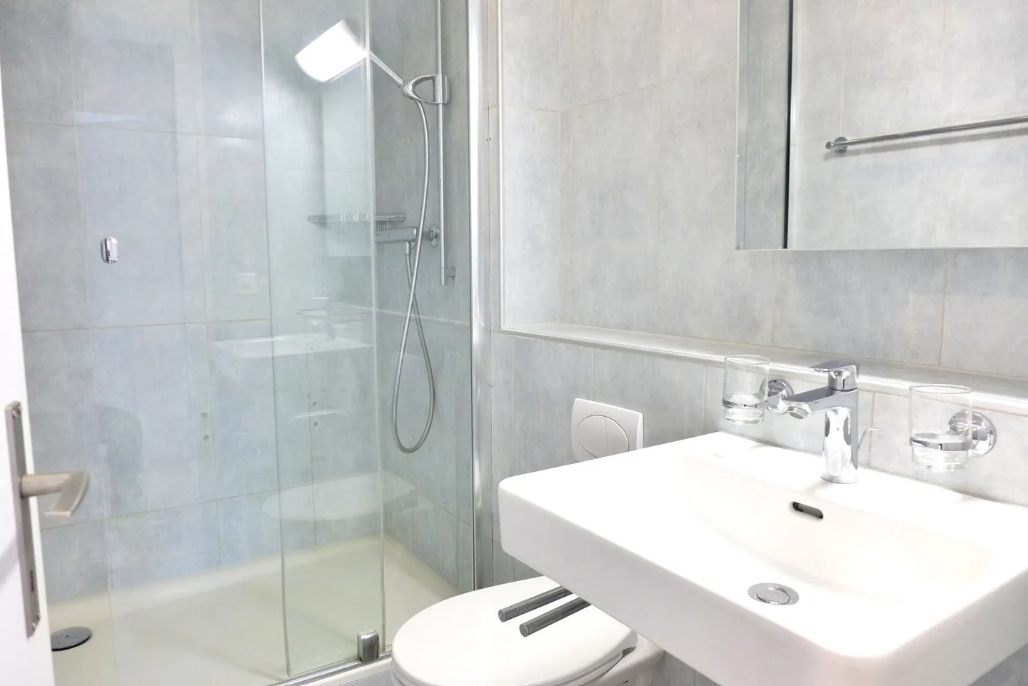 Renovierte Eigentumswohnung im Wittikofen Quartier im 7. OG mit Alpensicht (kein Baurecht) - Foto 12 von 13