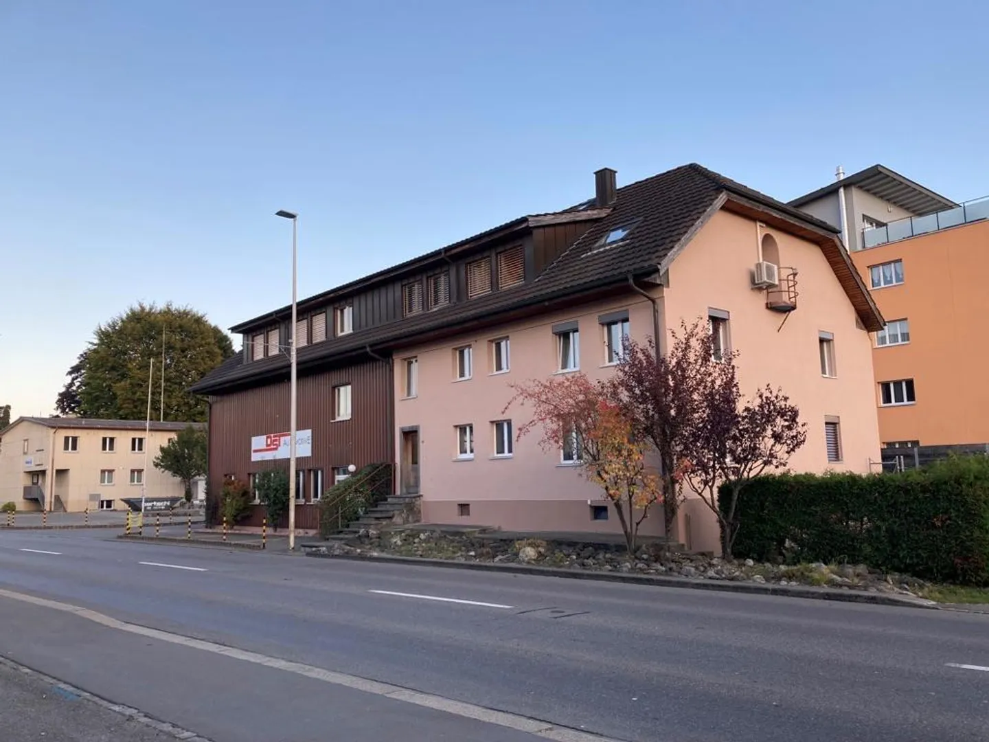 Proprietà residenziale e commerciale ad alto rendimento con un rendimento netto del 6,65% - Foto 1 di 6