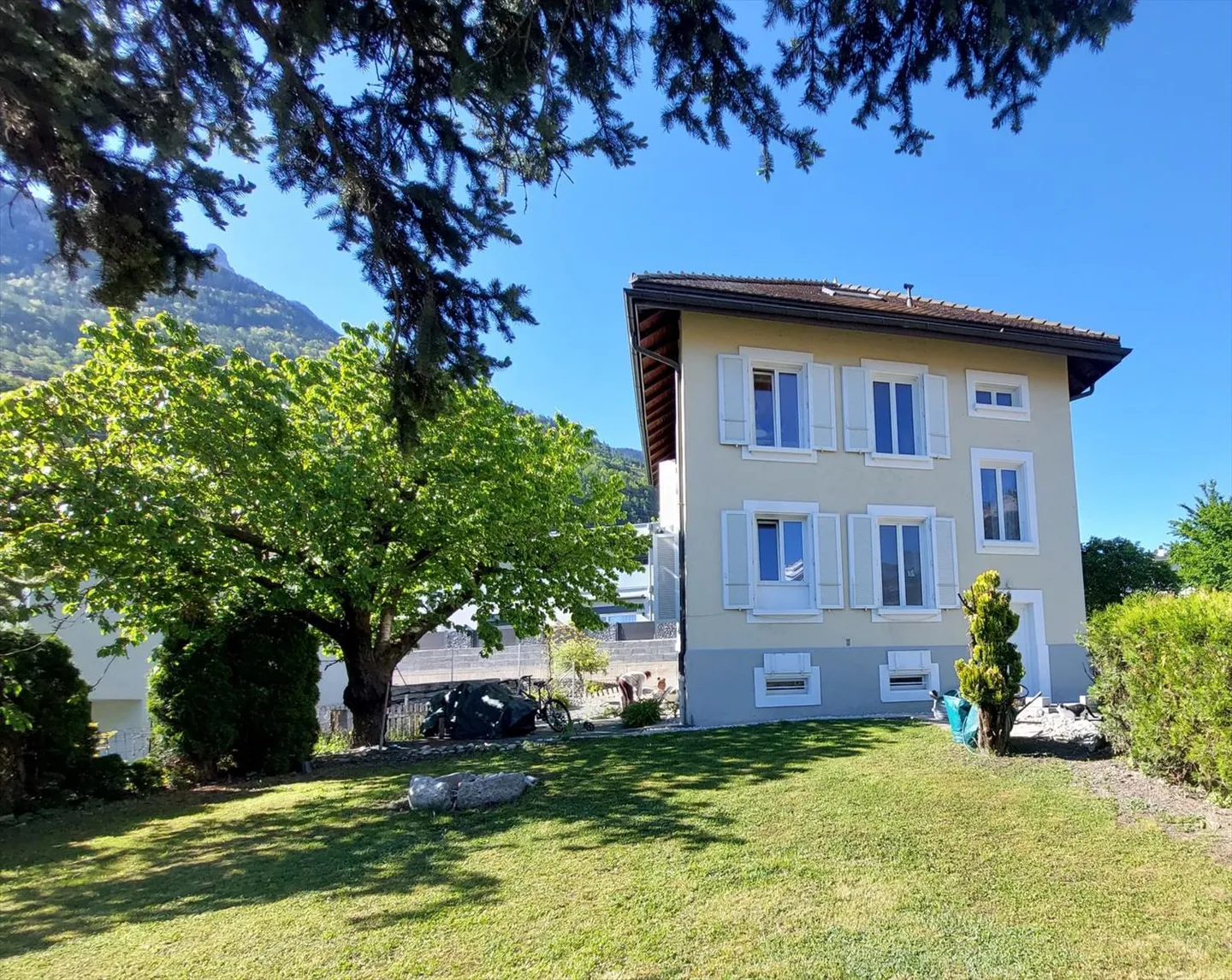 Casa 6.5 stanze - Foto 1 di 13
