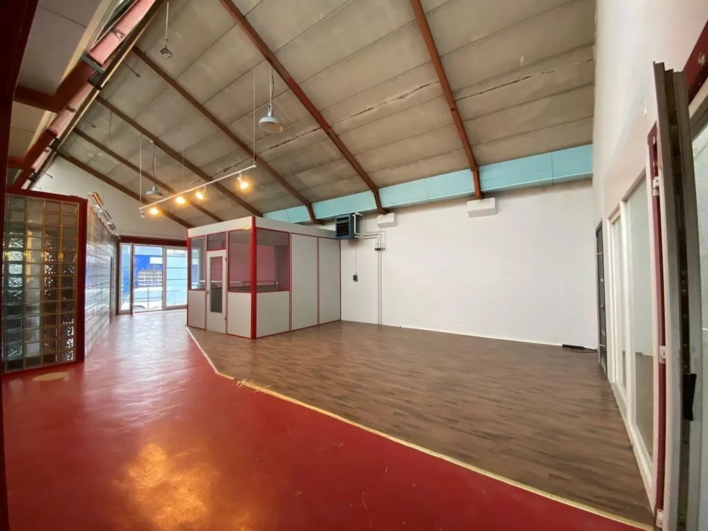 Laboratorio di 180 m² ad Acacias in zona FTI - Foto 3 di 10