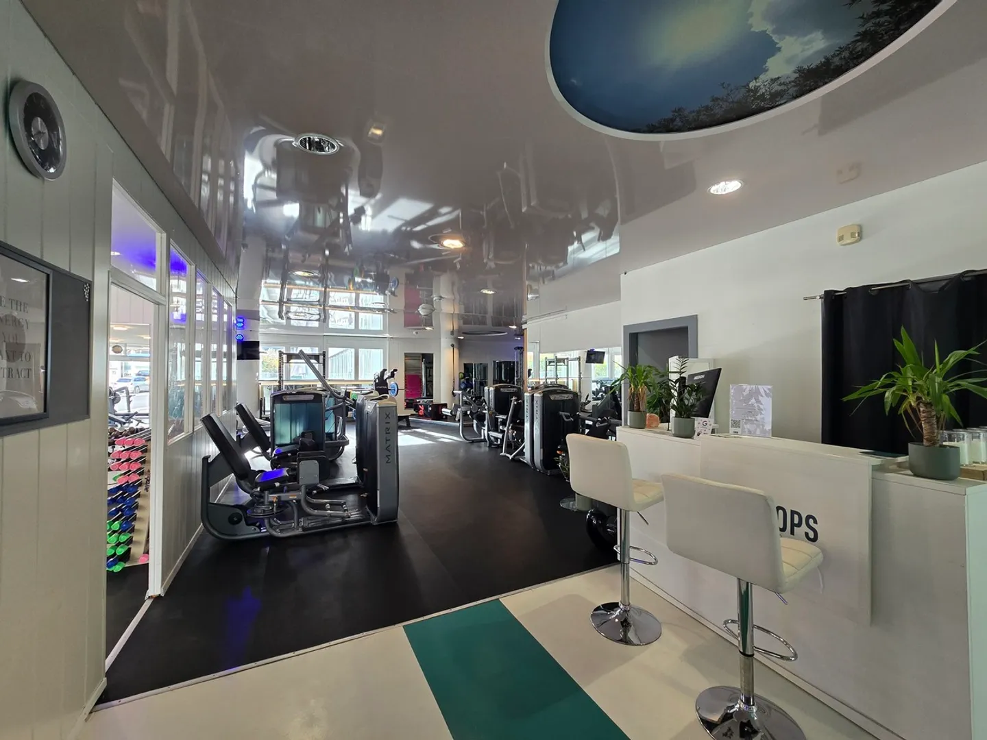 Salle de fitness de 422m² - Rez-de-chaussée - Centre-ville de Lausanne - Photo 8 sur 10