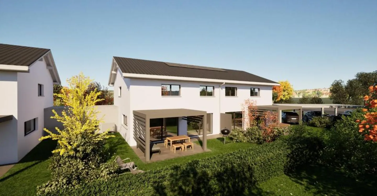 Modern Family Home with Garden - Photo 4 of 12