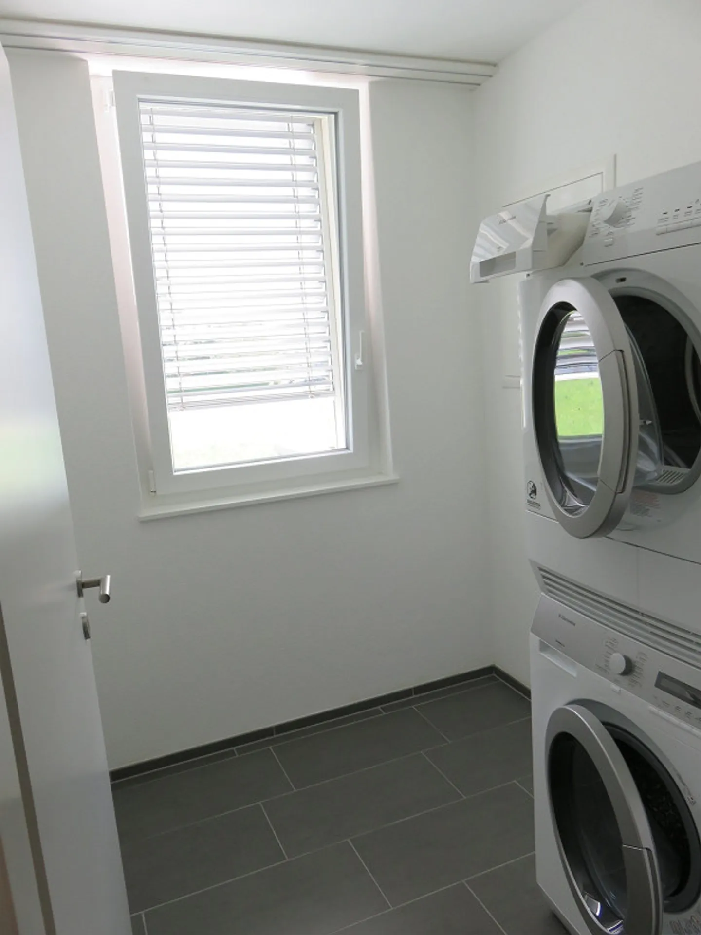 Appartement de 3,5 pièces au rez-de-chaussée - Photo 12 sur 14