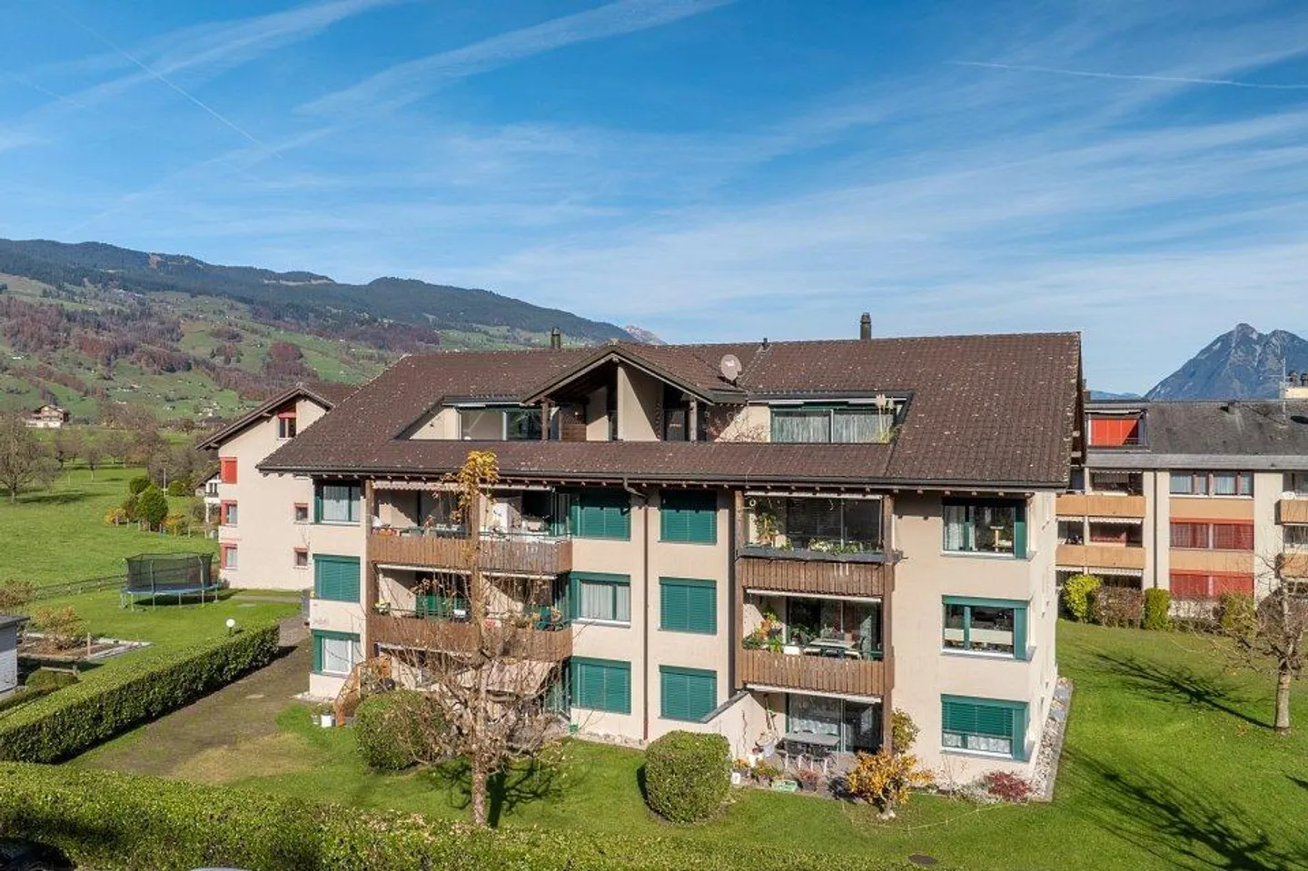 Cozy 4.5-room attic apartment with mountain view in Giswil - Photo 6 of 6