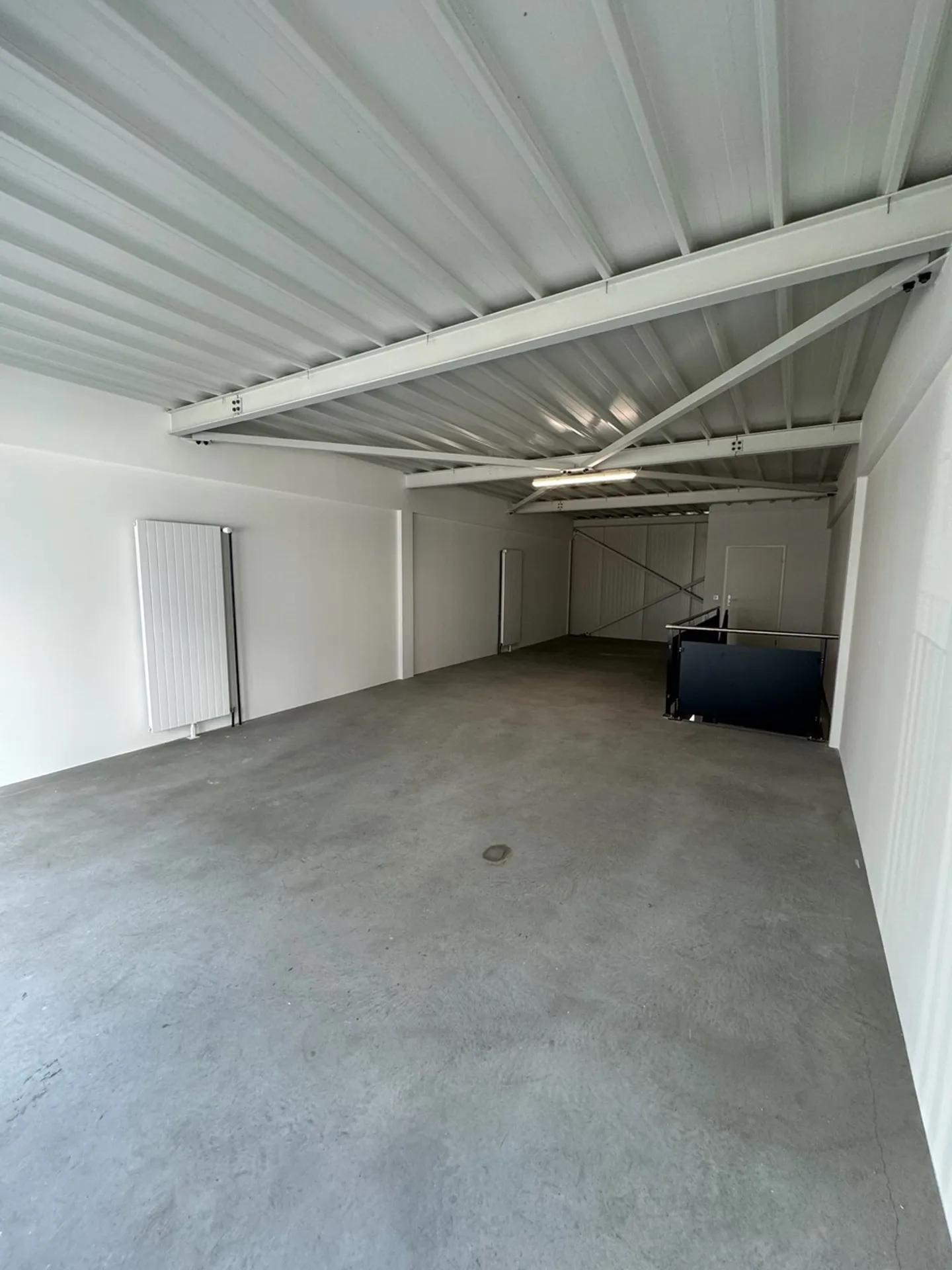 «Werkstatt mit Spielhalle zur Miete» - Foto 3 von 9