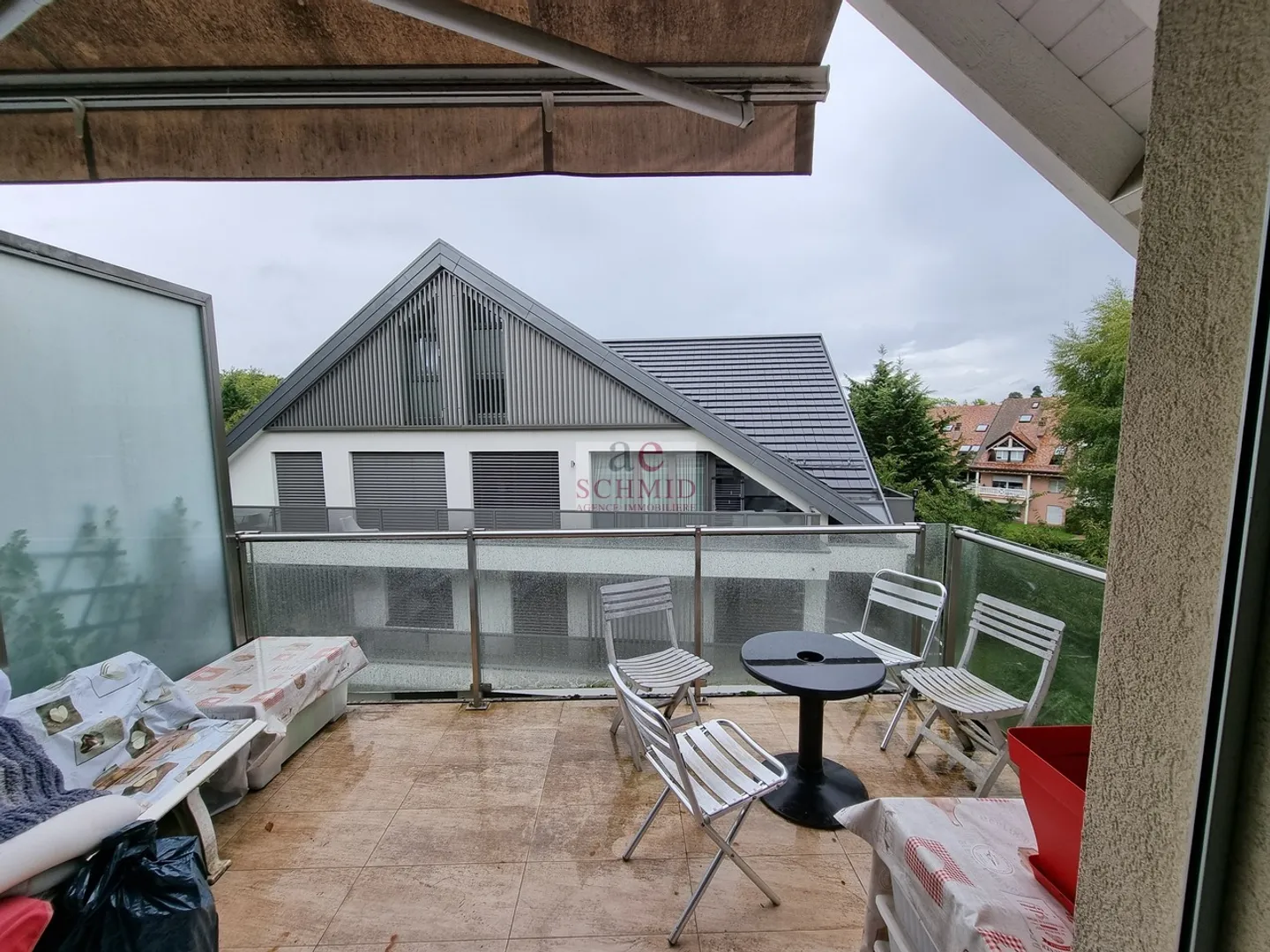 Single house for sale - Photo 1 of 5