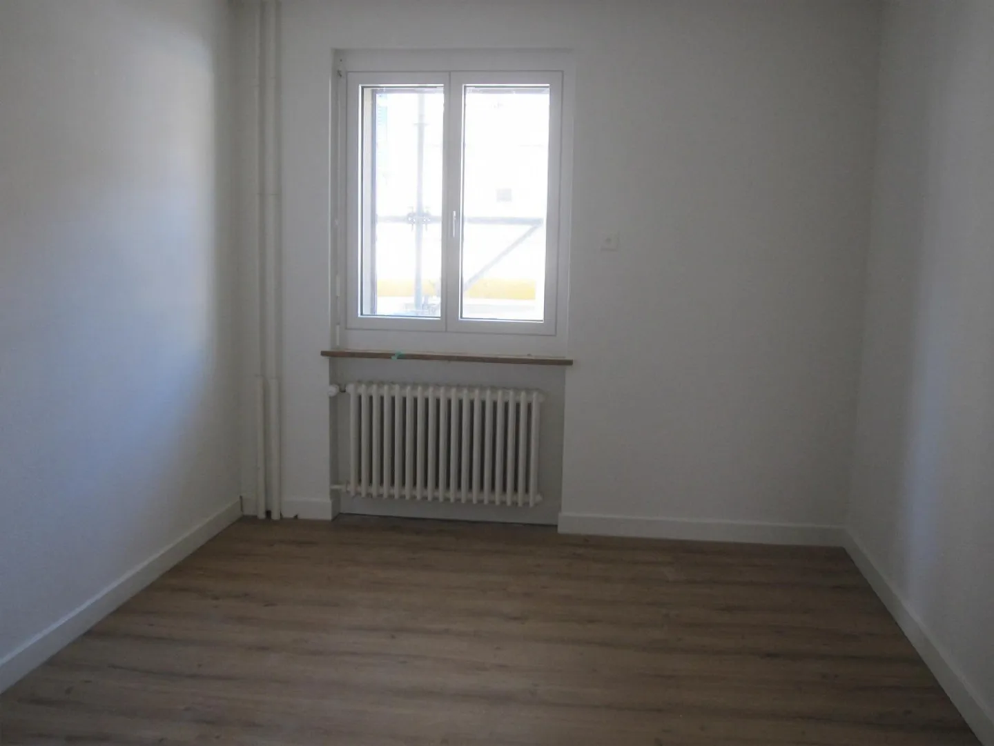 Living in a small renovated multi-family house in Veltheim - Photo 7 of 8