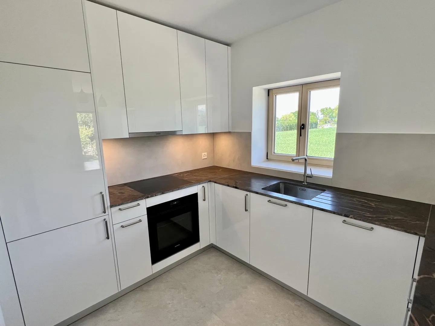 En exclusivité: Maison familiale de 6 pièces dans un cadre bucolique - Photo 6 sur 13