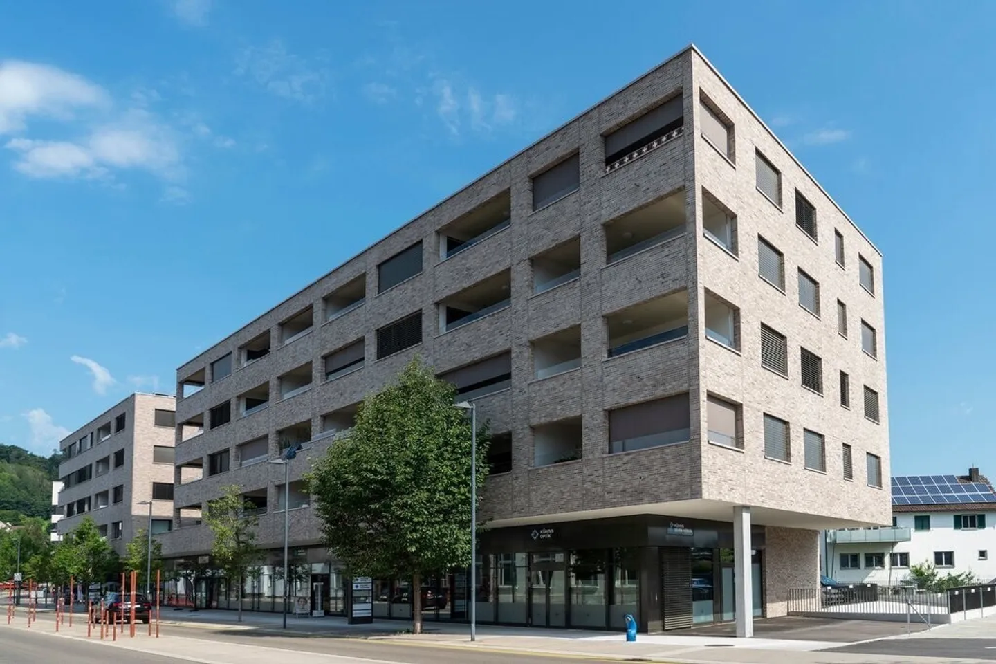 Auto-Einstellplatz zu vermieten - Foto 1 von 1
