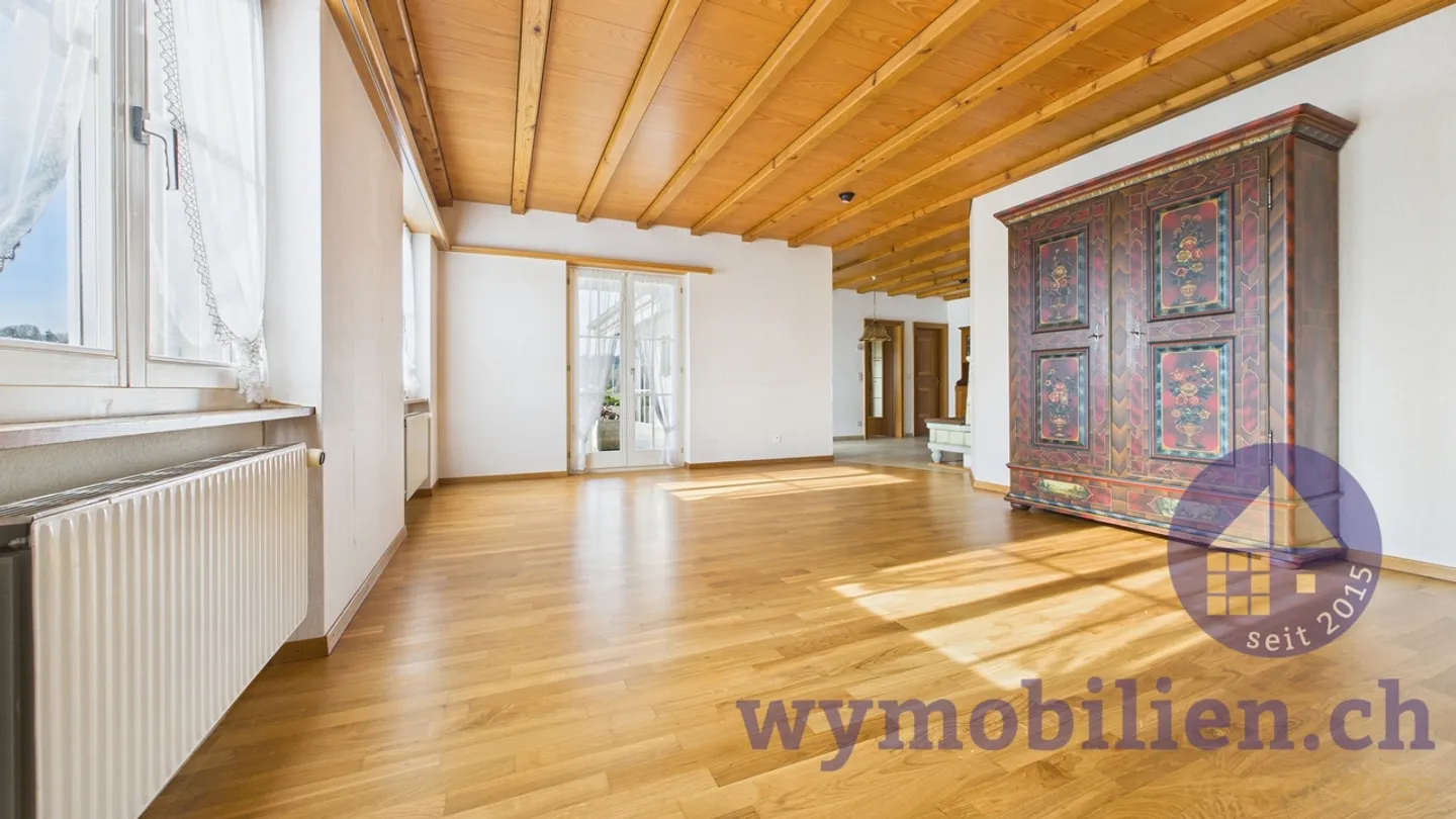 Detached country house with a view - Photo 3 of 12