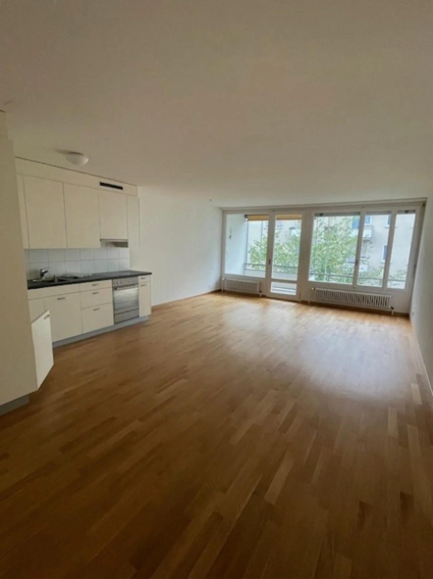 Appartement temporaire à Berne - Limité jusqu'au 31.07.2026 - Photo 2 sur 4
