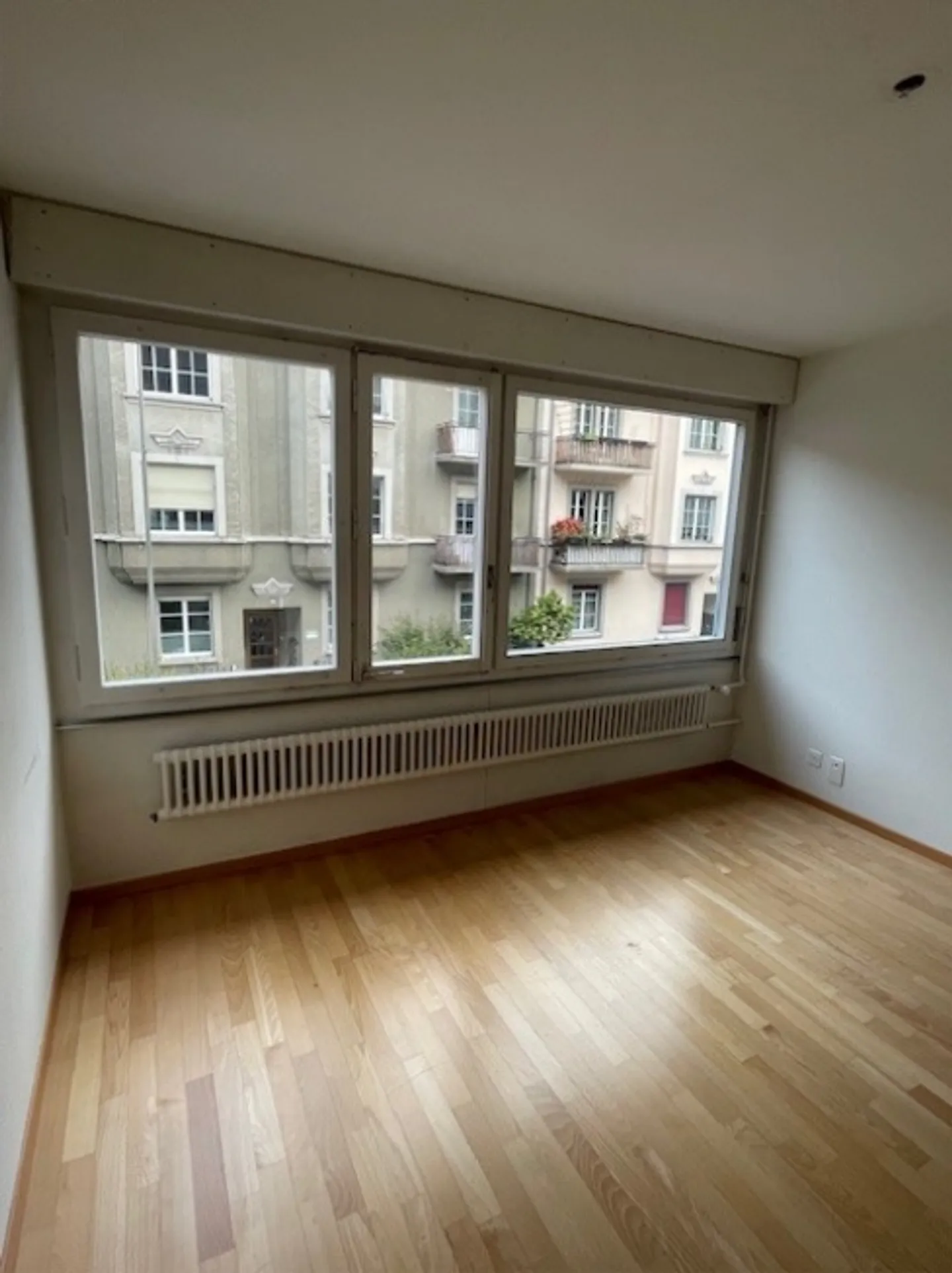 Appartement temporaire à Berne - Limité jusqu'au 31.07.2026 - Photo 3 sur 4