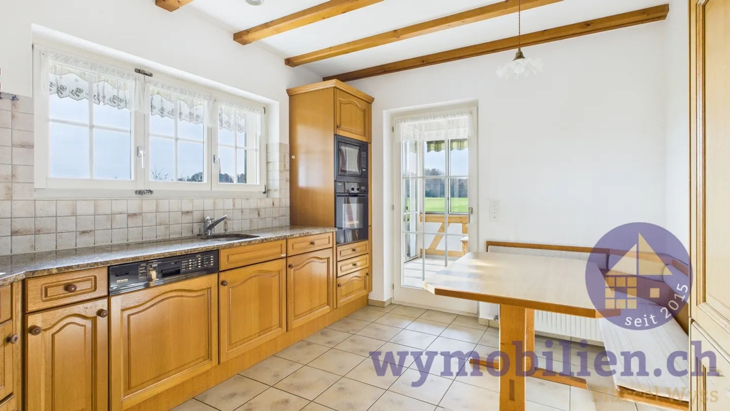 Detached country house with a view - Photo 5 of 12