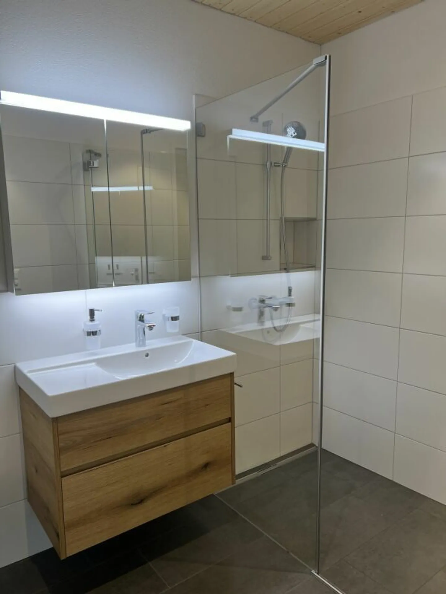 Appartamento di Lusso con Vista Mozzafiato - Foto 11 di 27