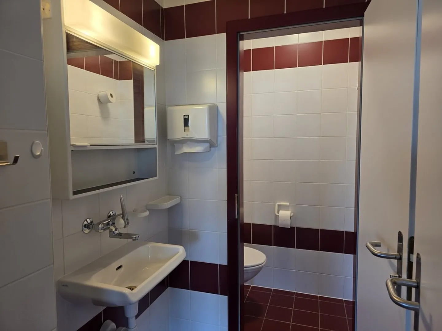 Bürofläche für CHF 2'660.-/Monat inklusive Nebenkosten - Foto 7 von 8