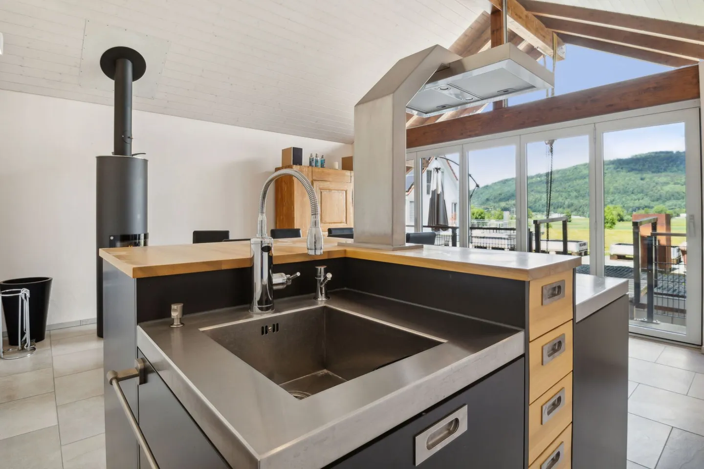 EQUESTRIAN, RESIDENTIAL AND COMMERCIAL PROPERTY WITH DIVERSE USAGE POSSIBILITIES - Photo 7 of 9