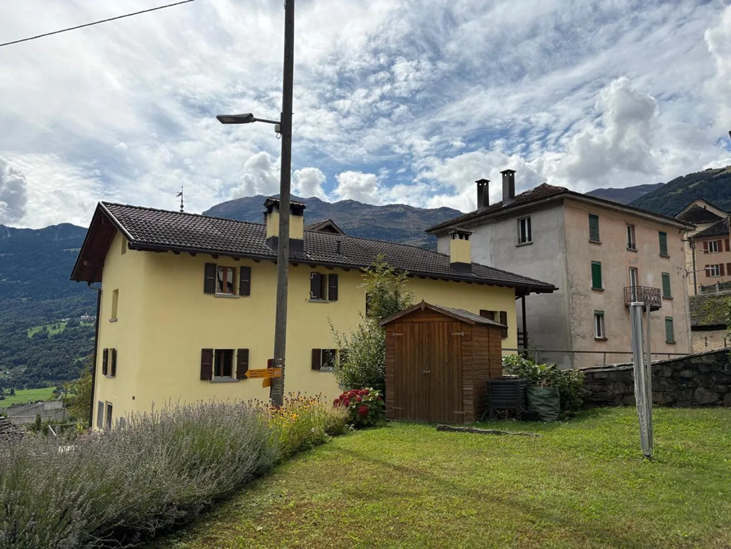 Maison à Ponte Valentino sur 2 étages avec terrain constructible - Photo 1 sur 19