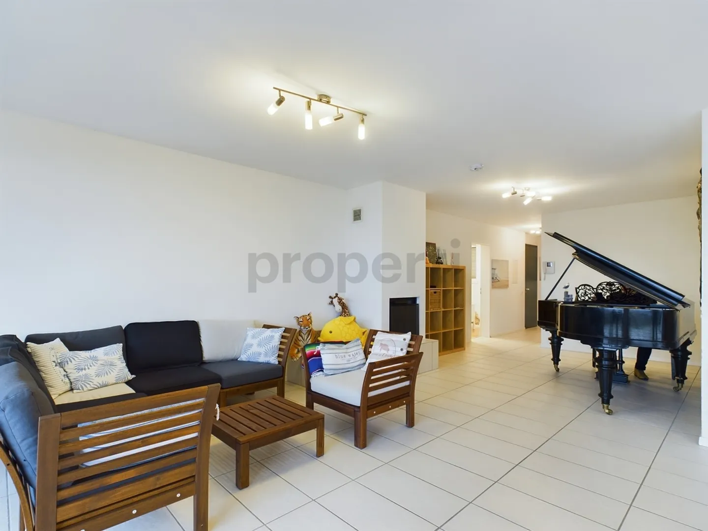Luxuswohnung mit Seeblick - Foto 1 von 9