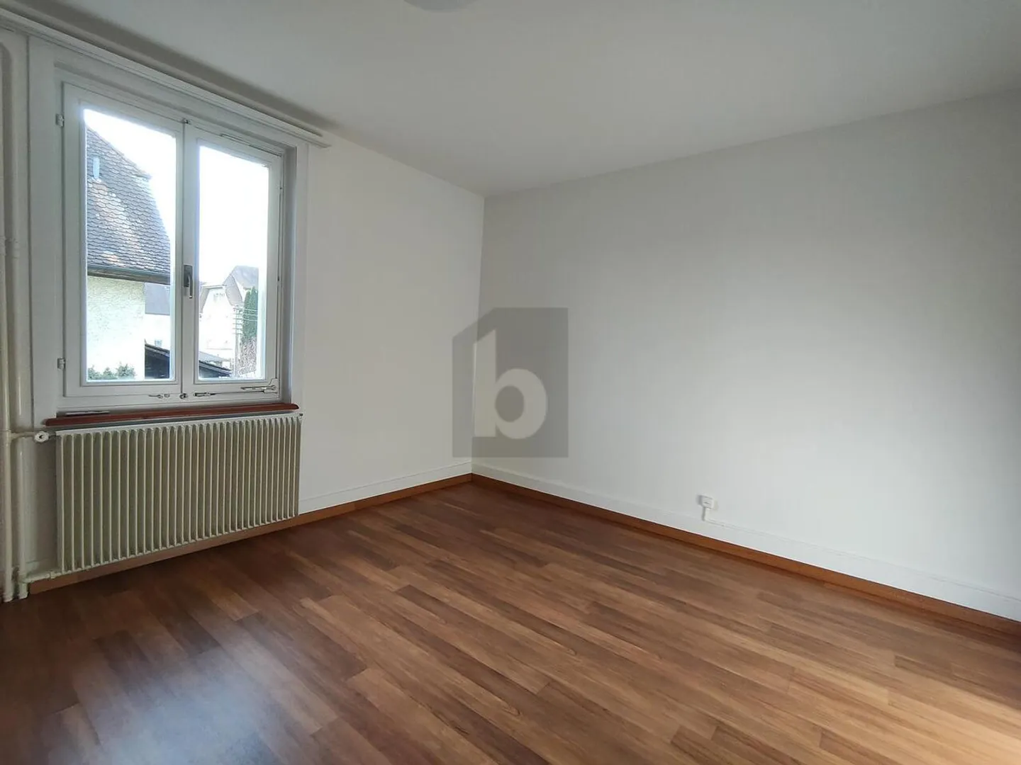 LUMINOSA E ACCOGLIENTE, IN UNA BUONA POSIZIONE - Foto 3 di 6