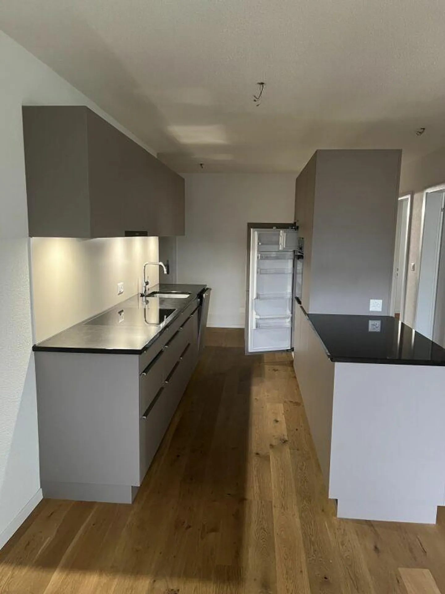 3.5 Room Apartment 1st Floor - Photo 5 of 11