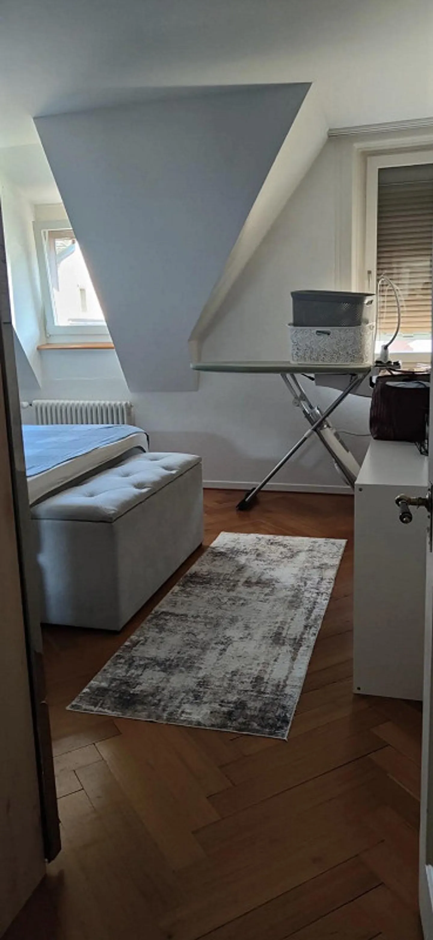Charmante 4.5 Zimmer Altbauwohnung mit Seeblick - Photo 2 of 15