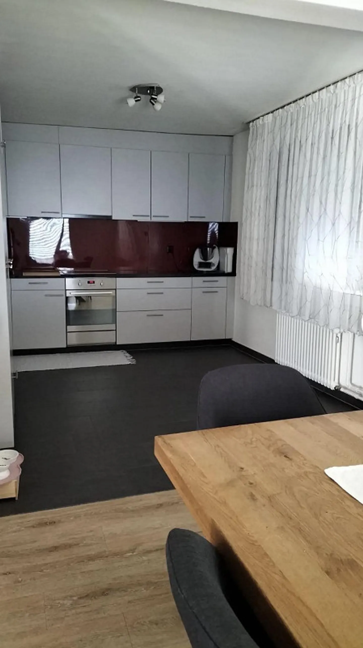 Charmante 4.5 Zimmer Altbauwohnung mit Seeblick - Photo 8 of 15