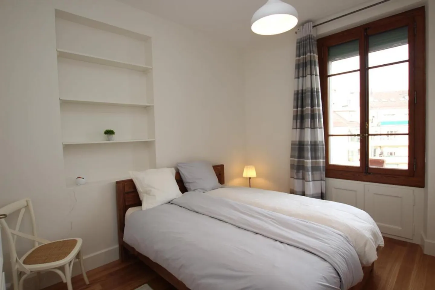 Appartamento ammobiliato in affitto - Foto 3 di 7