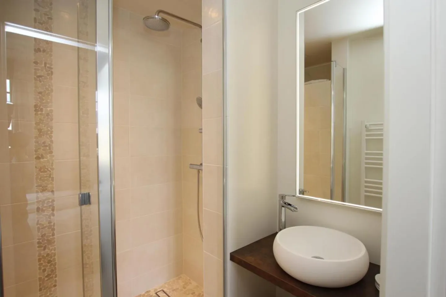Appartamento ammobiliato in affitto - Foto 4 di 7