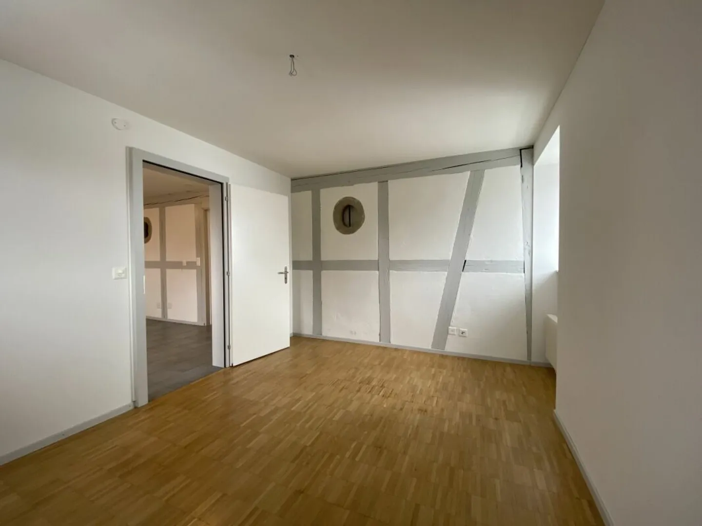 Ampio appartamento mansardato di 3,5 locali - Foto 11 di 13